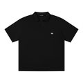 polo drop shoulder,polo strutturata,streetwear minimale,abbigliamento tecnico,estetica brutale,polo oversize,design sardo