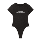body donna cotone spesso,bodysuit lavaggio minerale,abbigliamento streetwear donna,body aderente manica corta,bodycon fit strutturato,aluma abbigliamento,streetwear sardegna