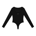 body tecnico donna,bodysuit manica lunga,tuta compressione yoga,abbigliamento sportivo modella,bodycon bodysuit black,activewear minimalista,ALUMA-WOMEN,ATHLEISURE,BODYSUITS,ACTIVEWEAR