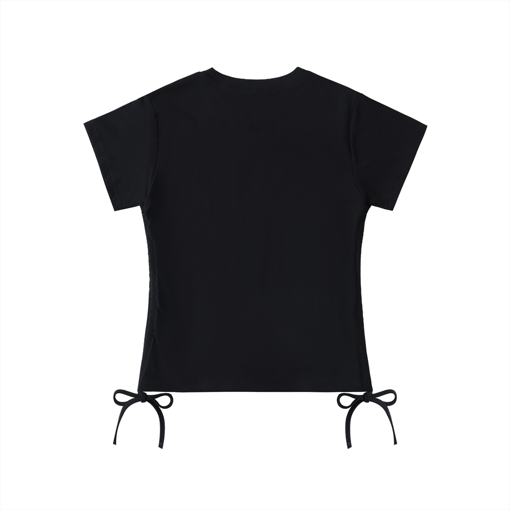 top bodycon,design geometrico,abbigliamento femminile,top strutturato,architettura tessile,fit aderente