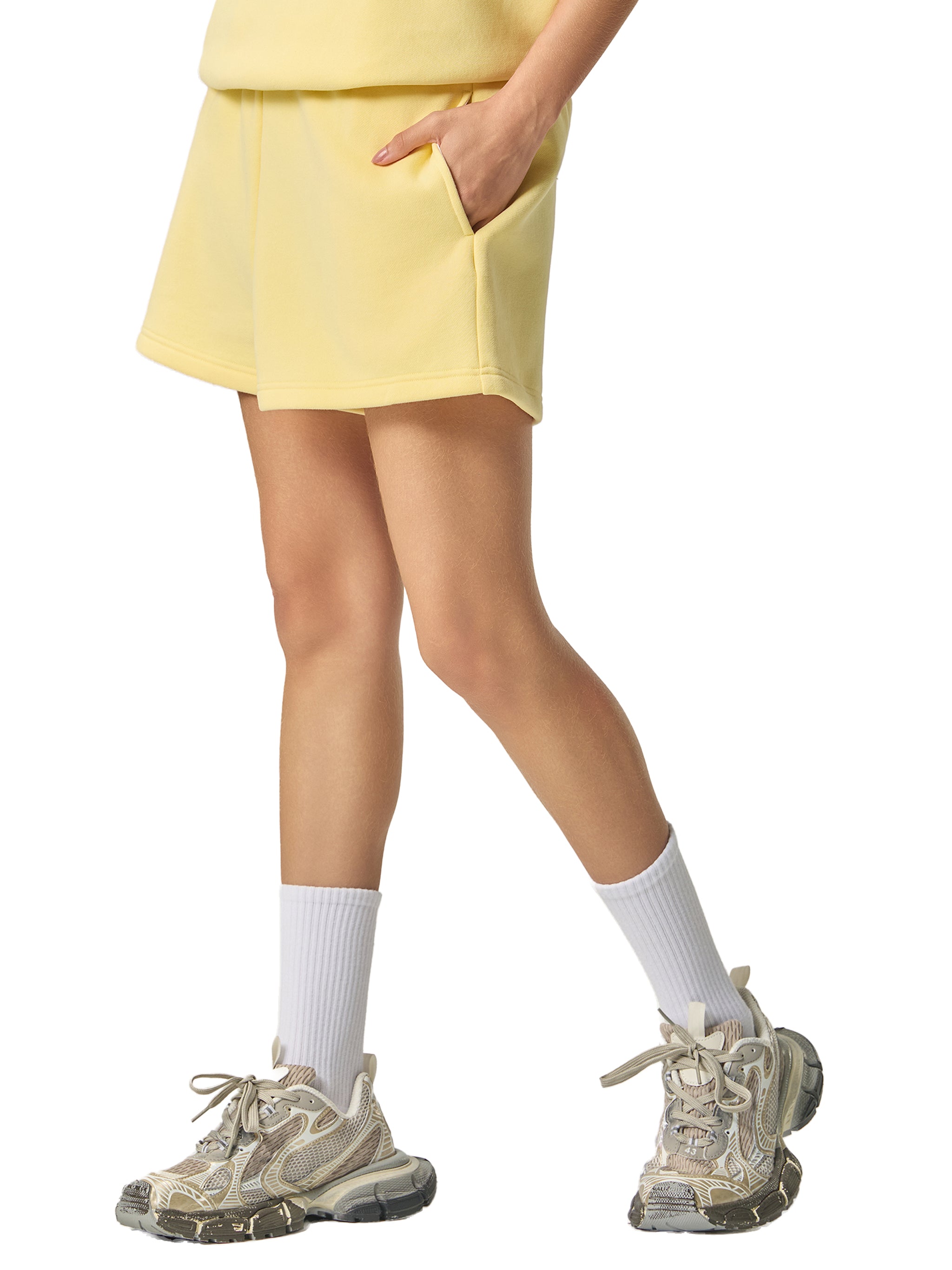 pantaloncini fleece,shorts strutturati,streetwear pesante,design sardo,fit loose