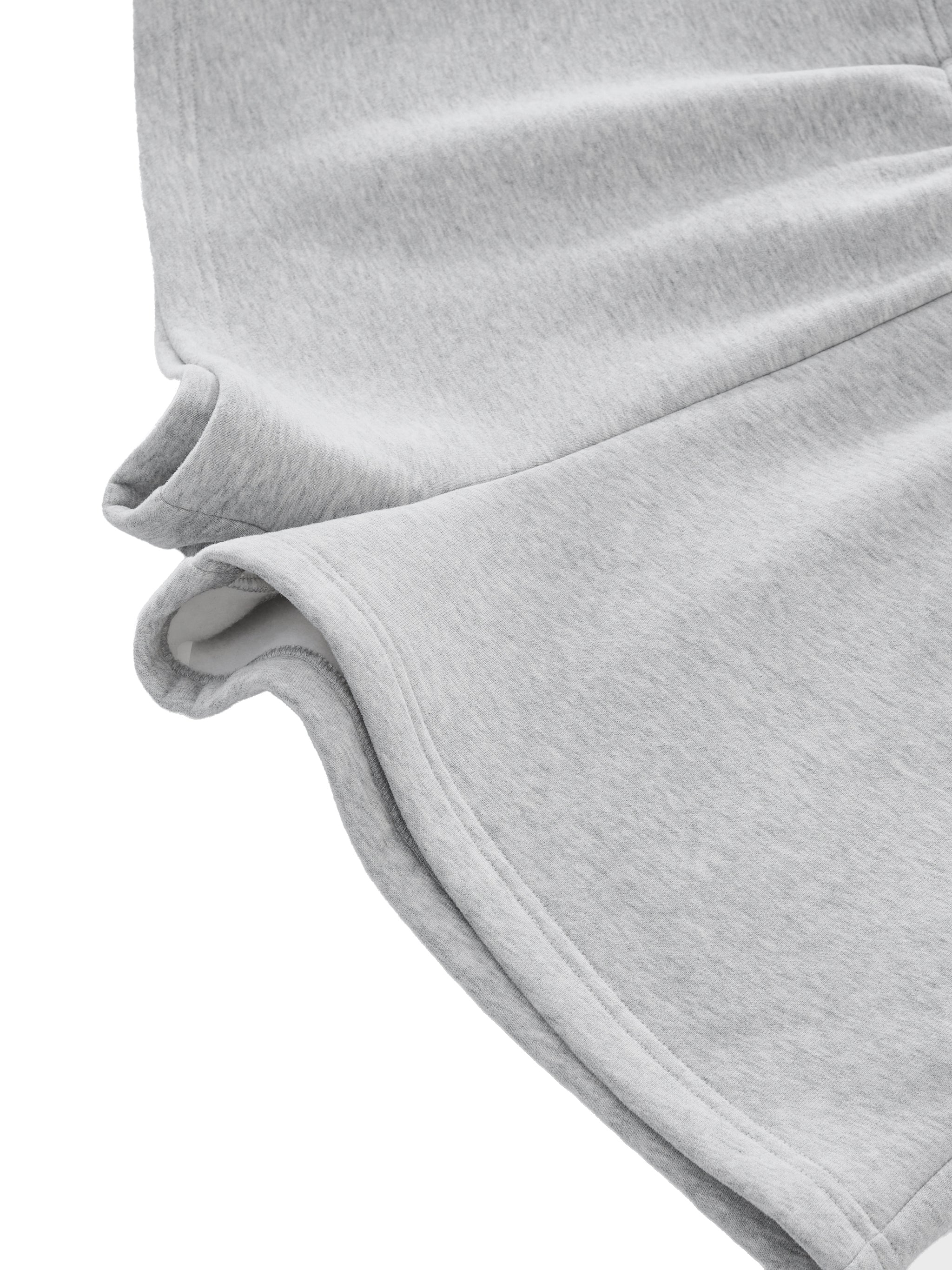 pantaloncini fleece,shorts strutturati,streetwear pesante,design sardo,fit loose