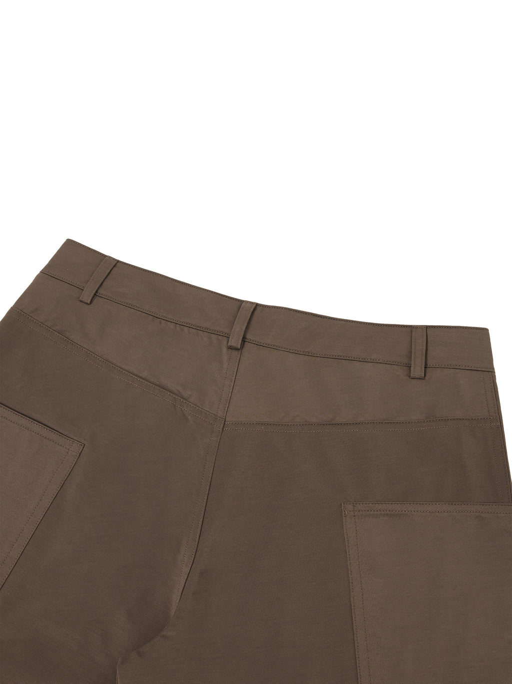 pantalone barrel,streetwear sardegna,urban wear,volumi destrutturati,abbigliamento tecnico,fit oversize