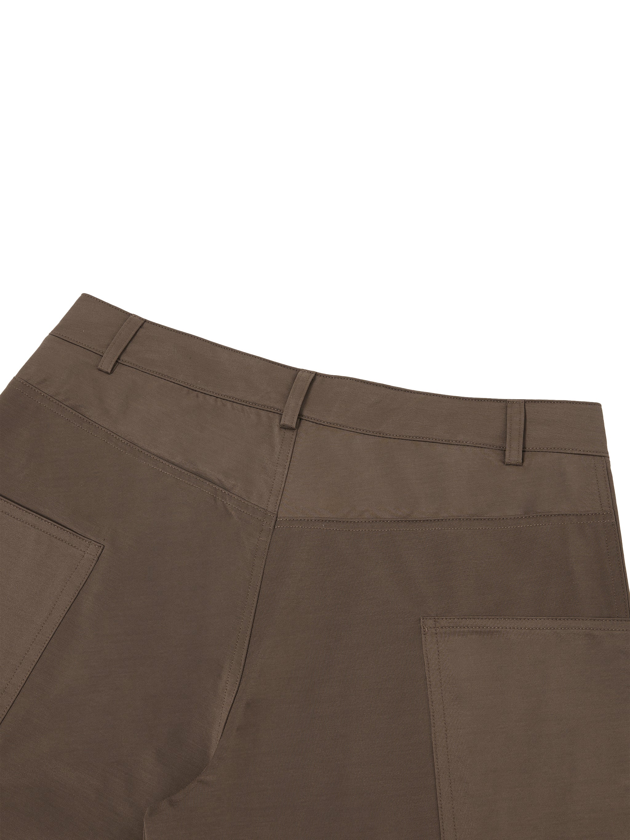pantalone barrel,streetwear sardegna,urban wear,volumi destrutturati,abbigliamento tecnico,fit oversize