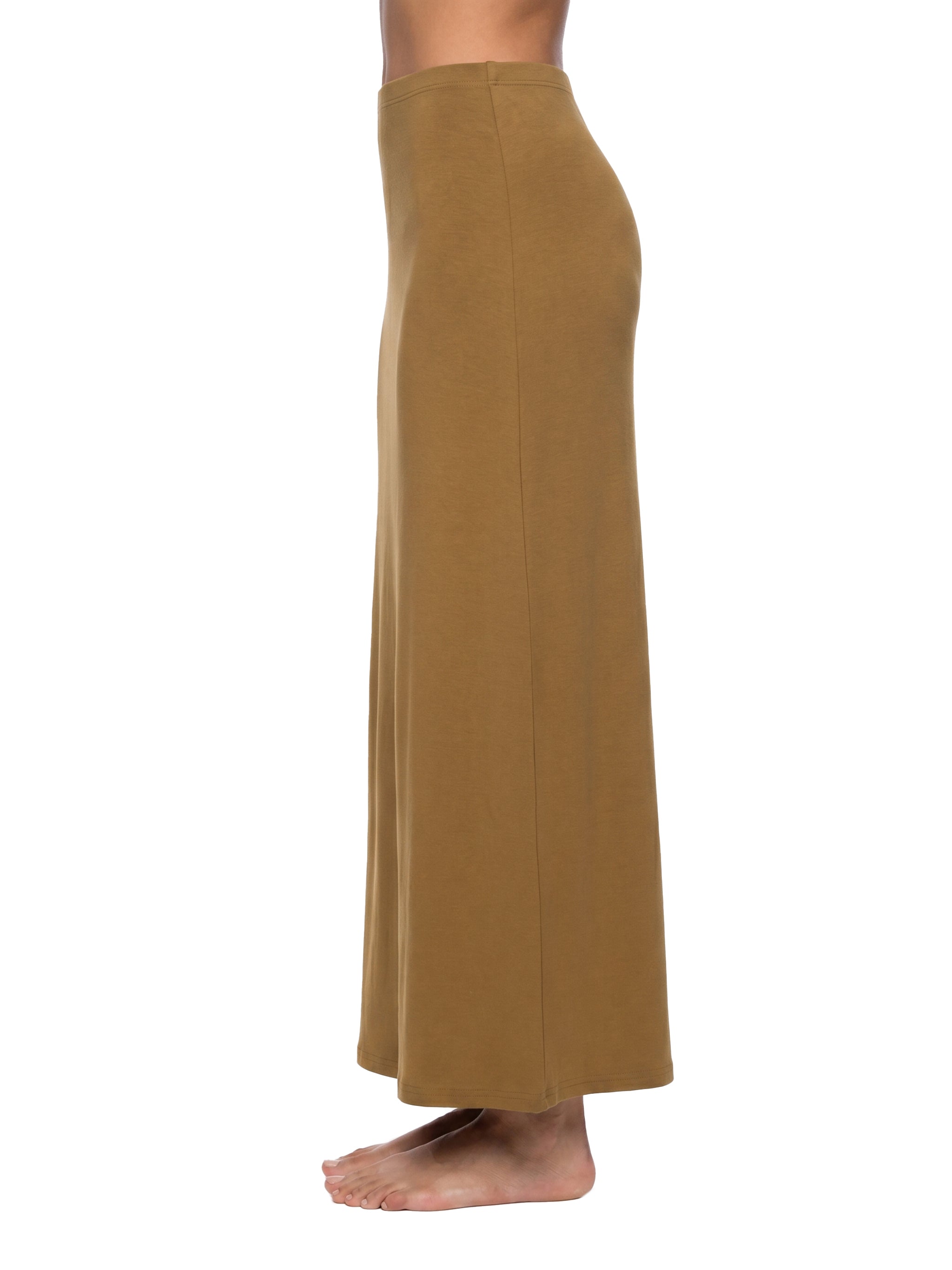 gonna lunga aderente,maxi skirt donna streetwear,gonna viscosa dritta,abbigliamento contrasto,gonna bodycon lunga,aluma shop,streetwear sardegna