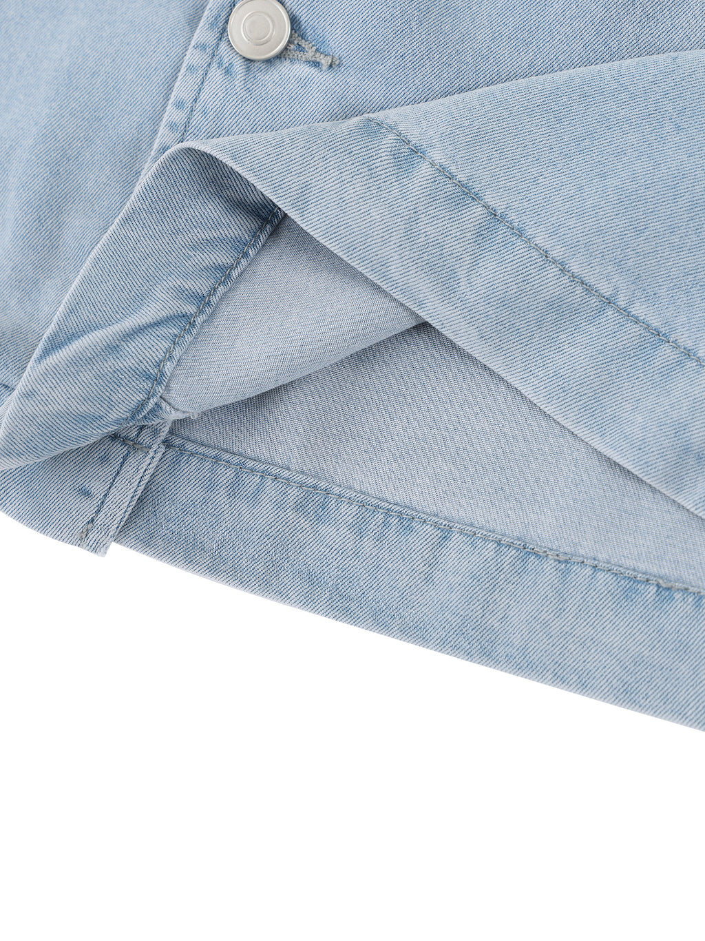 camicia boxy,vintage wash,streetwear pesante,abbigliamento sardo,design brutalista,urban essential,camicia strutturata