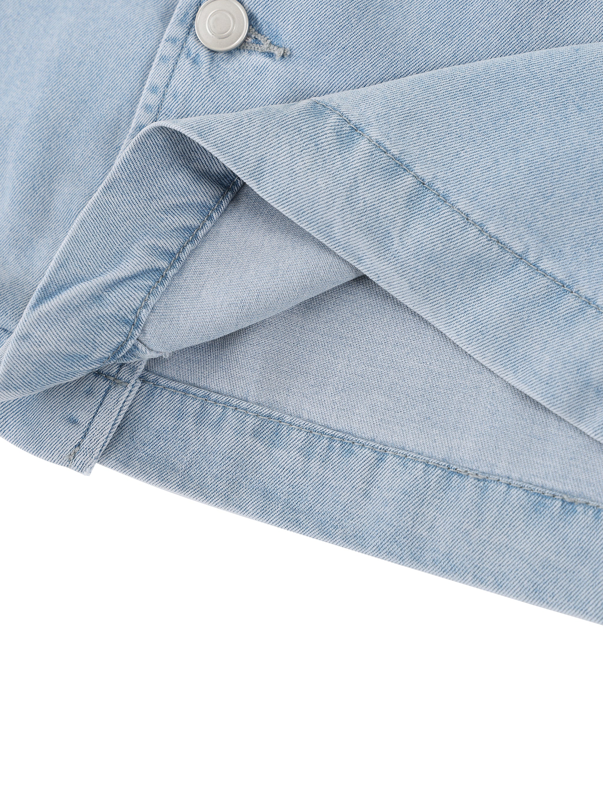 camicia boxy,vintage wash,streetwear pesante,abbigliamento sardo,design brutalista,urban essential,camicia strutturata